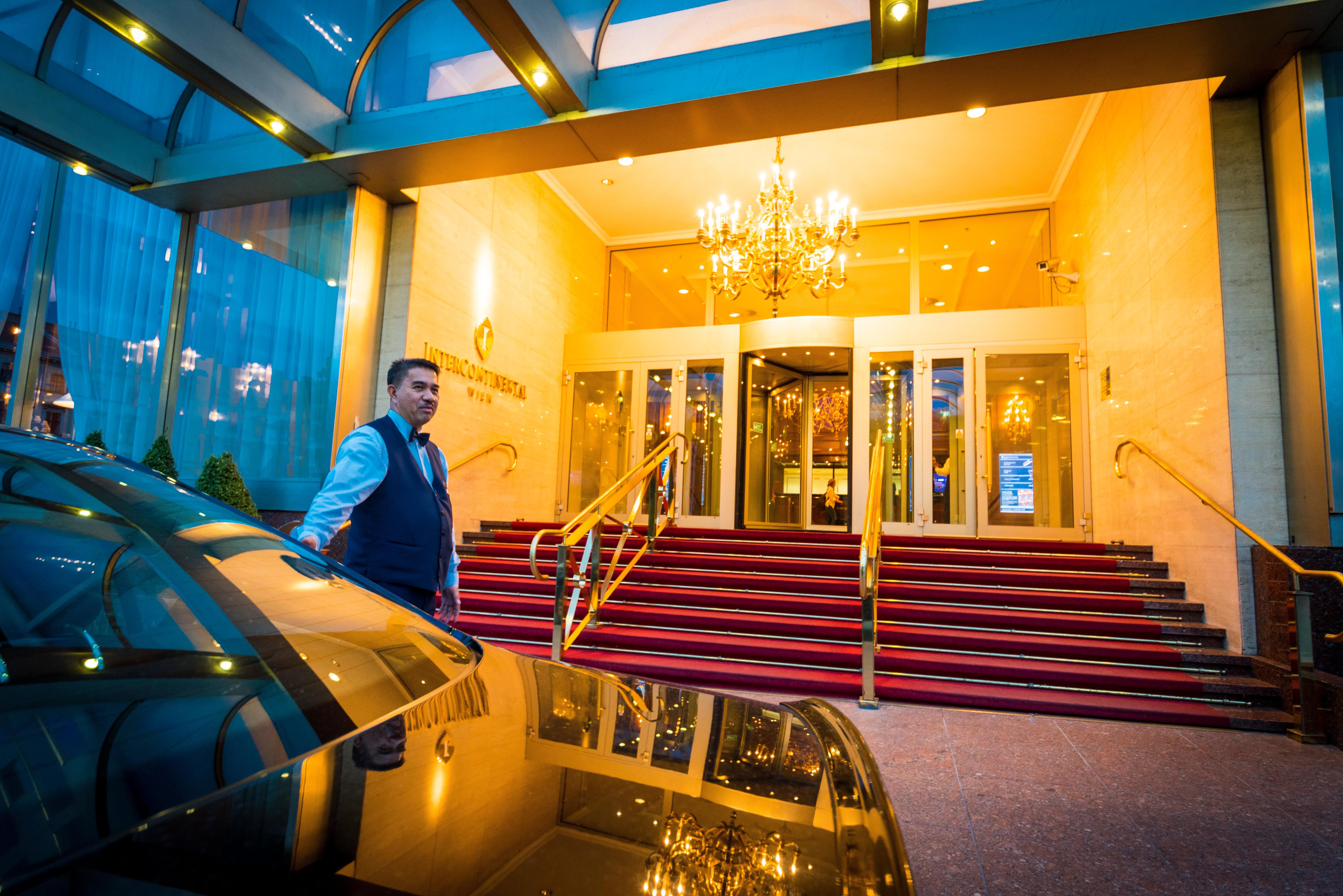 Intercontinental By Ihg 5*