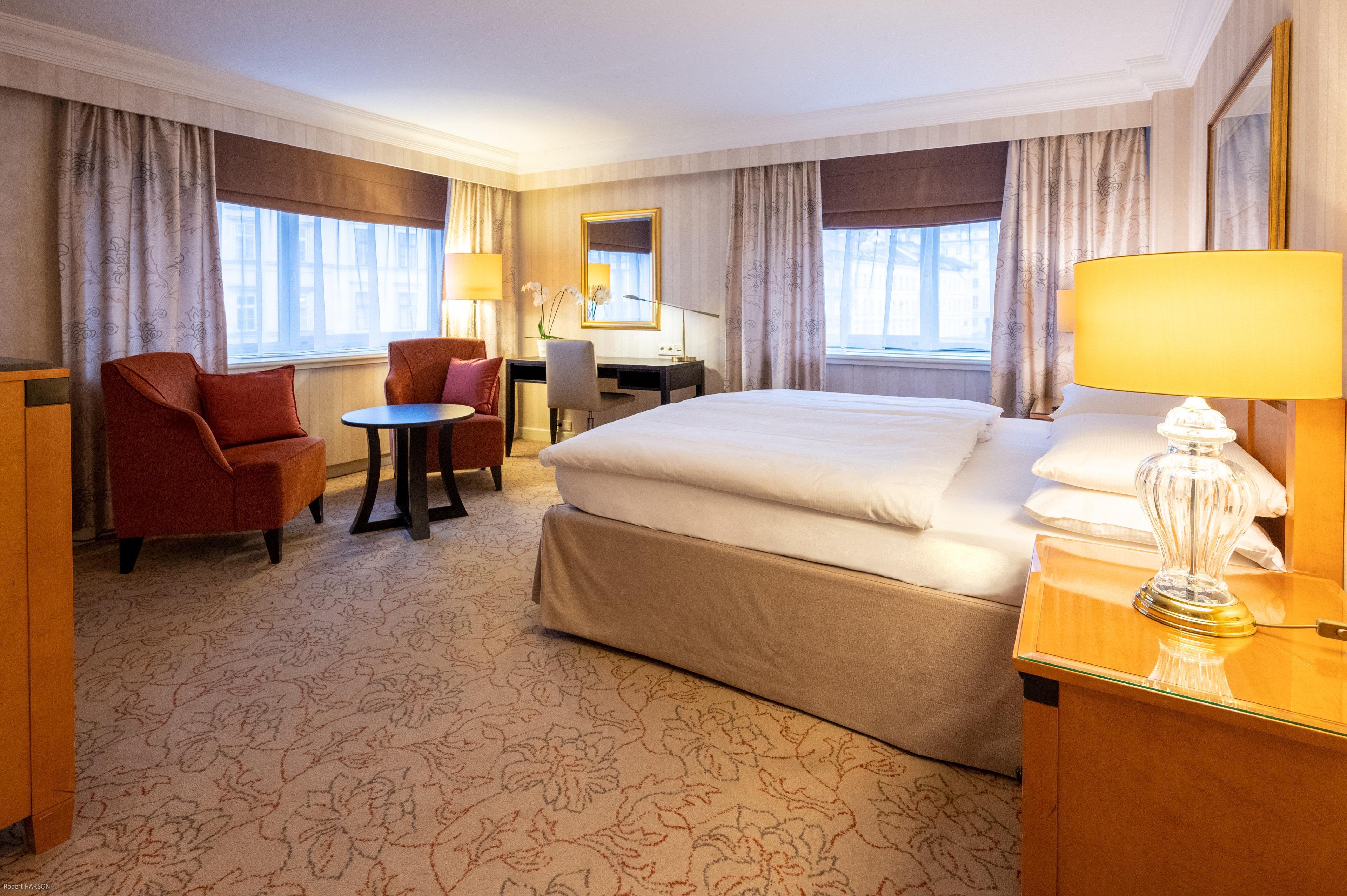Intercontinental By Ihg 5*